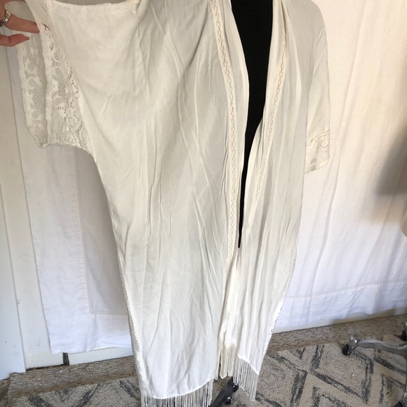 Kahiko Other - Kahiko Roots of Hawaii cream lace cover up with fringe size L